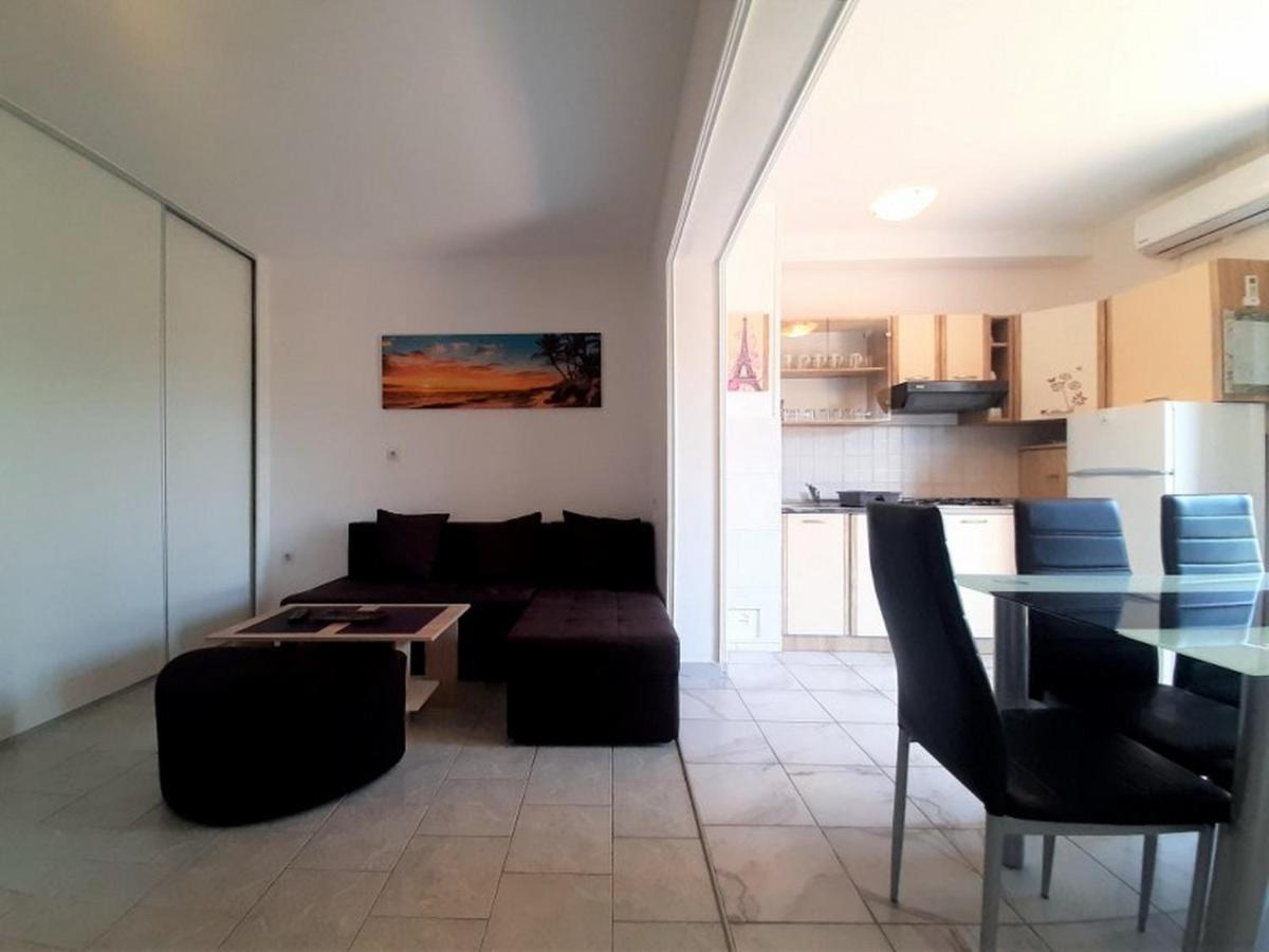Apartments Nada Krk Island Bagian luar foto