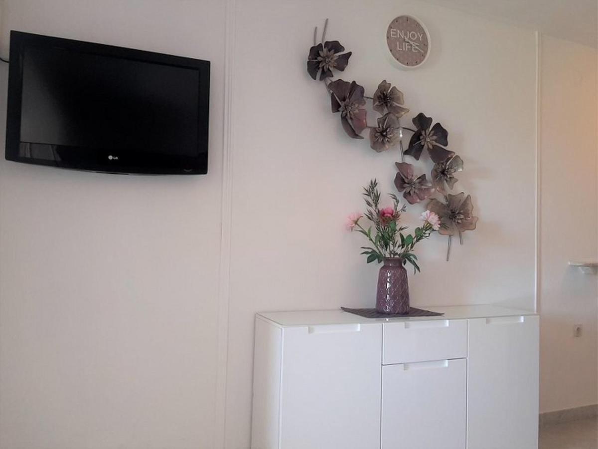 Apartments Nada Krk Island Bagian luar foto
