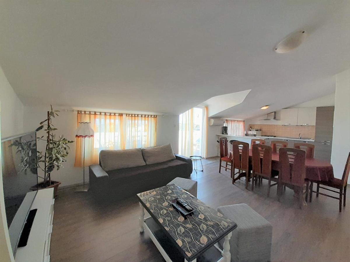 Apartments Nada Krk Island Bagian luar foto
