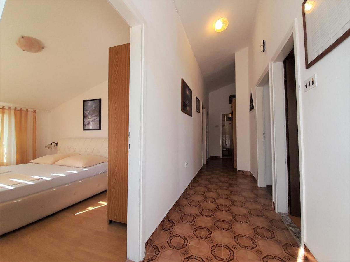 Apartments Nada Krk Island Bagian luar foto