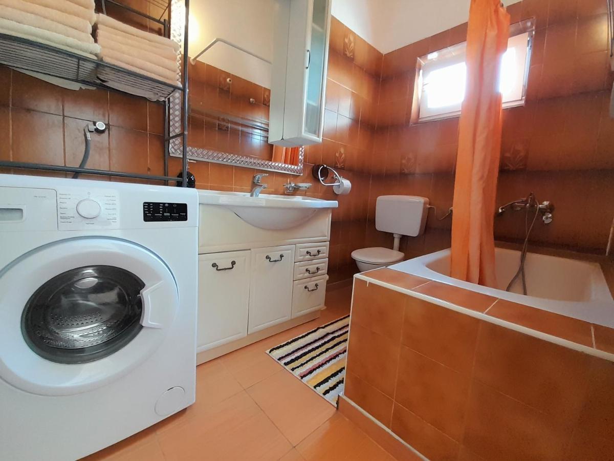 Apartments Nada Krk Island Bagian luar foto