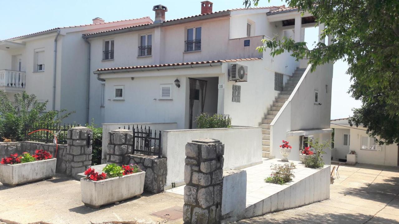 Apartments Nada Krk Island Bagian luar foto